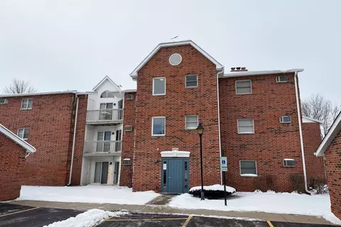 1354 Cunat Ct #3G, Lake In The Hills, IL 60156