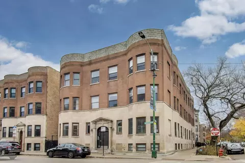 921 W Addison St #3B, Chicago, IL 60613