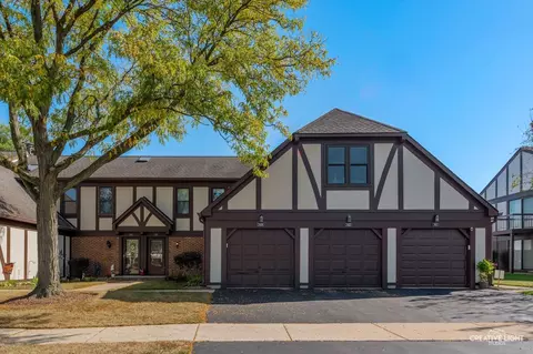 7419 Canterbury Pl, Downers Grove, IL 60516