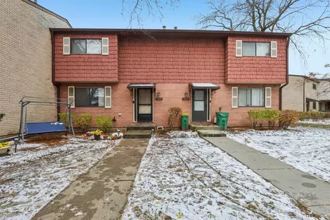 1637 Tahoe Circle Dr, Wheeling, IL 60090