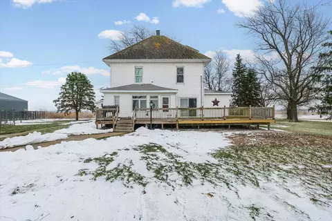 1636 E 1500 North Rd, Roberts, IL 60962 photo 2