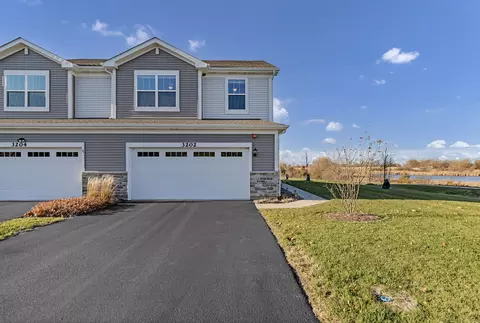 3202 Martini St, Mundelein, IL 60060