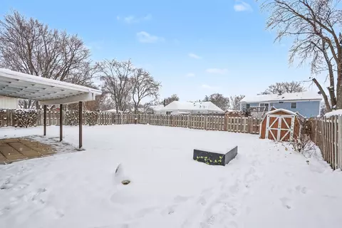 Exterior - 40 Codorus Rd, Montgomery, IL 60538 photo 1 of 2