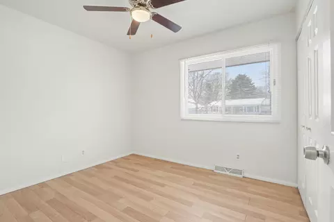 Bedroom - 40 Codorus Rd, Montgomery, IL 60538 photo 3 of 3