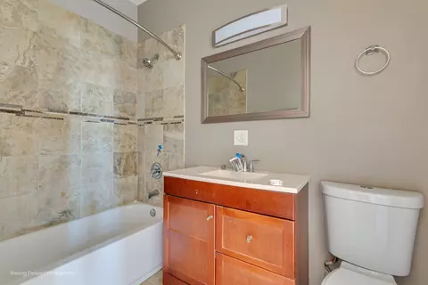 Bath - 1715 E 70th St, Chicago, IL 60649 photo 2 of 2