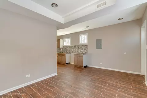 Living - 1715 E 70th St, Chicago, IL 60649 photo 4 of 5