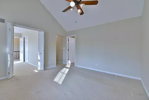 1612 Stonebridge Trl, Wheaton, IL 60189 photo 24