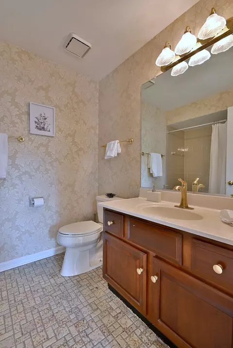 1612 Stonebridge Trl, Wheaton, IL 60189 photo 31