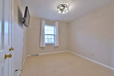 1612 Stonebridge Trl, Wheaton, IL 60189 photo 35
