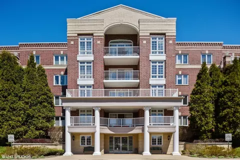7091 W Touhy Ave #209, Niles, IL 60714