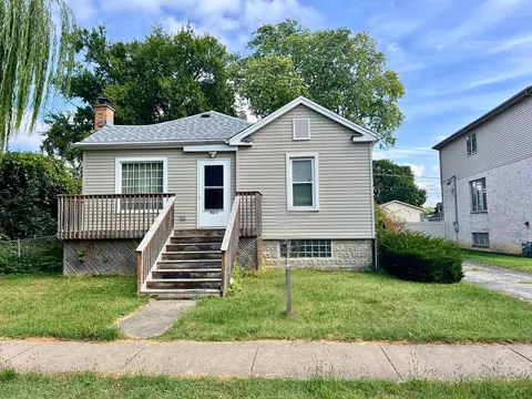 9611 Merton Ave, Oak Lawn, IL 60453