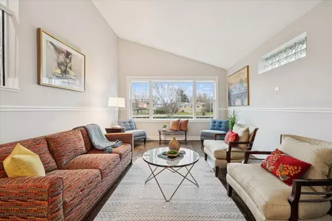 Living - 241 Glendale Rd, Glenview, IL 60025 photo 1 of 2