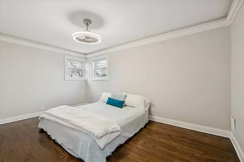 Bedroom - 241 Glendale Rd, Glenview, IL 60025 photo 1 of 3