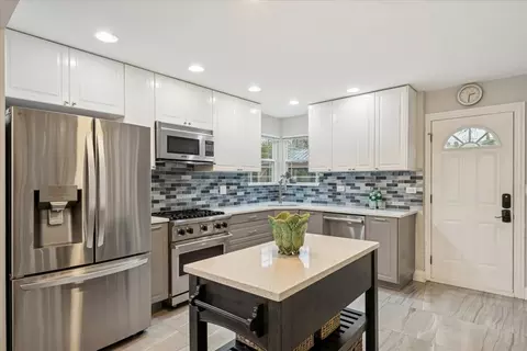 Kitchen - 241 Glendale Rd, Glenview, IL 60025 photo 1 of 3