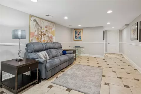 Other - 241 Glendale Rd, Glenview, IL 60025 photo 2 of 6