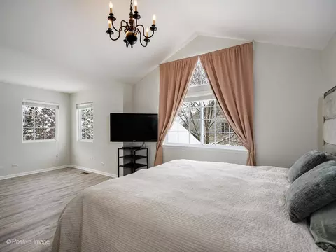 1818 Kelberg Ave, Hoffman Estates, IL 60192 photo 15