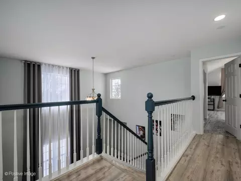 1818 Kelberg Ave, Hoffman Estates, IL 60192 photo 13