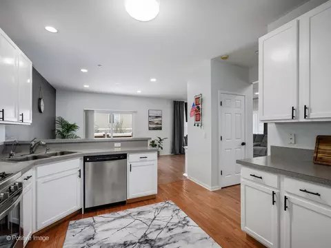 1818 Kelberg Ave, Hoffman Estates, IL 60192 photo 11