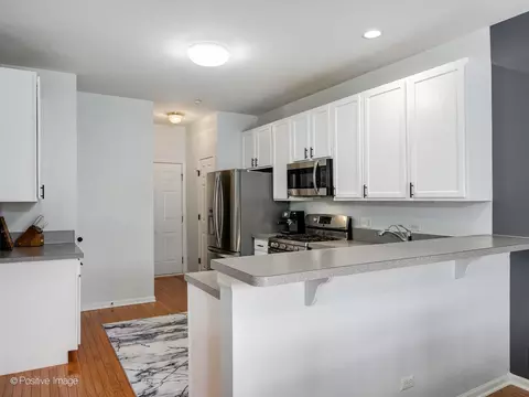 1818 Kelberg Ave, Hoffman Estates, IL 60192 photo 8