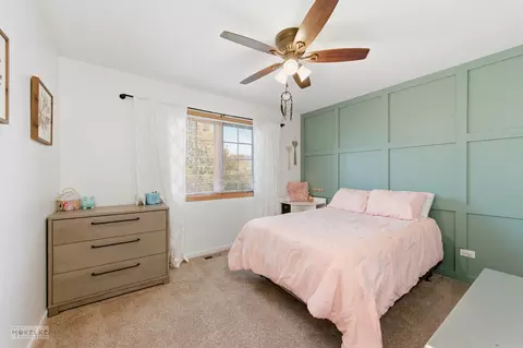 Bedroom - 814 Edgewater Dr, Minooka, IL 60447 photo 6 of 7