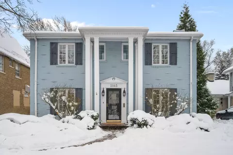 2145 Kenilworth Ave, Wilmette, IL 60091