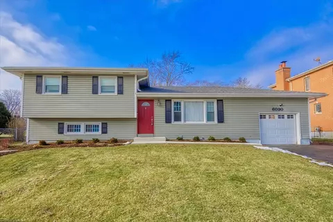 6030 Belmont Rd, Downers Grove, IL 60516