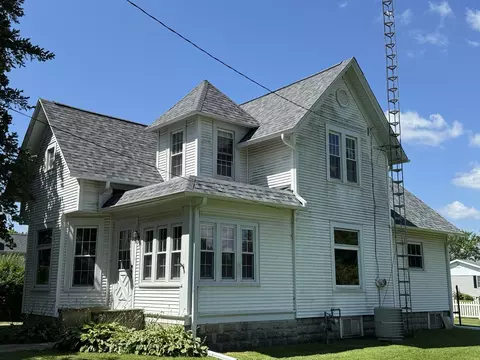 Exterior - 302 S John St, Sublette, IL 61367 photo 5 of 6