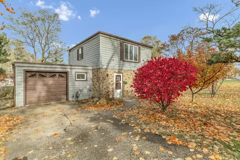 1623 Sawyer Ave, Glen Ellyn, IL 60137