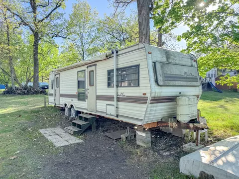 5 493 Woodhaven, Sublette, IL 61367
