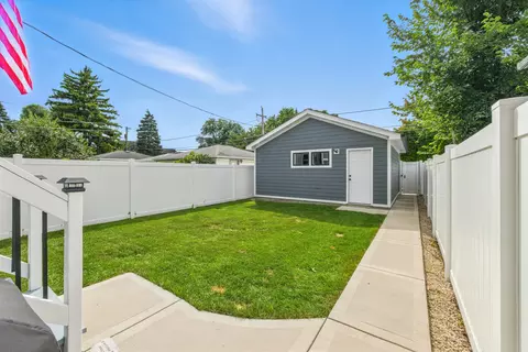 Exterior - 3518 Oak Ave, Brookfield, IL 60513 photo 4 of 4