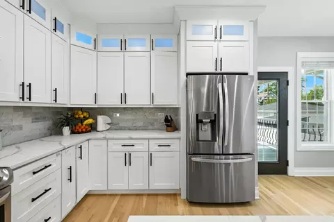Kitchen - 3518 Oak Ave, Brookfield, IL 60513 photo 5 of 5