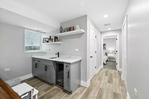 Entry Way - 3518 Oak Ave, Brookfield, IL 60513 photo 1 of 1