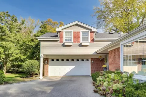 21 Timber Ln, Northbrook, IL 60062 photo 3