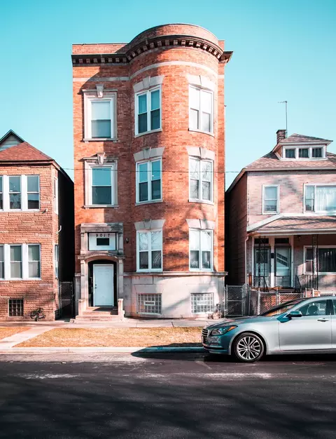 9017 S Exchange Ave, Chicago, IL 60617