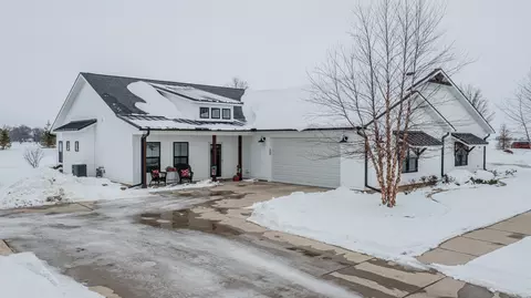 825 E Thompson St, Princeton, IL 61356