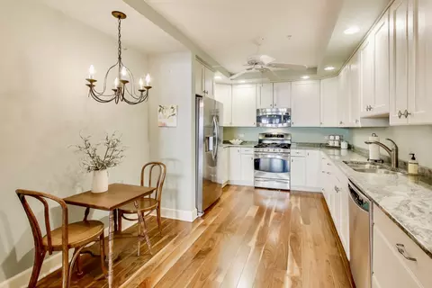 10 E Burlington St #2C, Riverside, IL 60546 photo 7