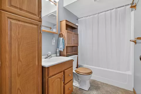 2420 N Dwight Rd, Morris, IL 60450 photo 23