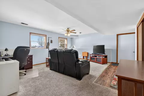 2420 N Dwight Rd, Morris, IL 60450 photo 24