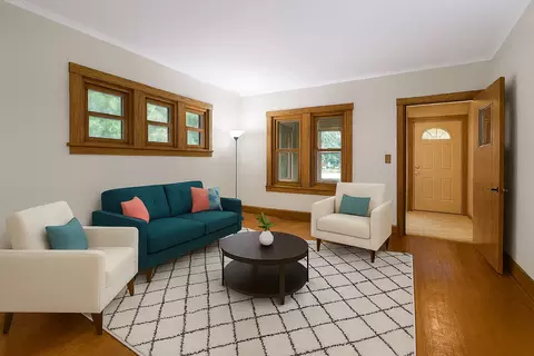Living - 215 N Oak Ave, Bartlett, IL 60103 photo 1 of 2