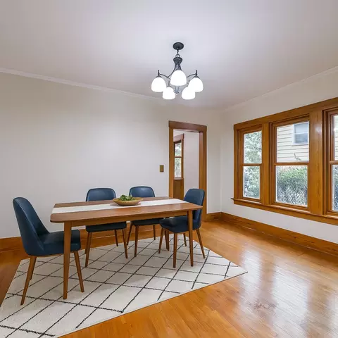 Dining - 215 N Oak Ave, Bartlett, IL 60103 photo 1 of 1