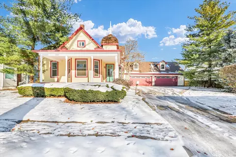 202 E Daggy St, Tuscola, IL 61953