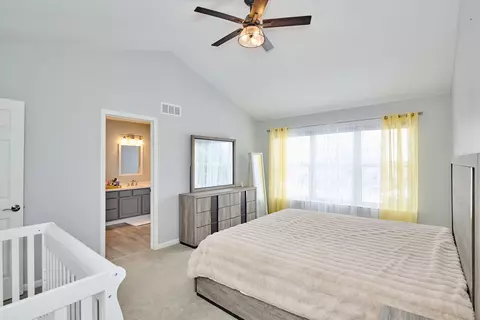 Bedroom - 2002 Havenhill Dr, Plainfield, IL 60586 photo 6 of 9