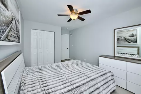 Bedroom - 2002 Havenhill Dr, Plainfield, IL 60586 photo 4 of 9