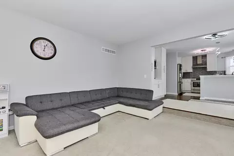 Living - 2002 Havenhill Dr, Plainfield, IL 60586 photo 2 of 2