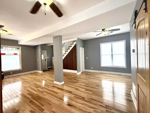 Living - 136 W Chestnut St, Compton, IL 61318 photo 2 of 4