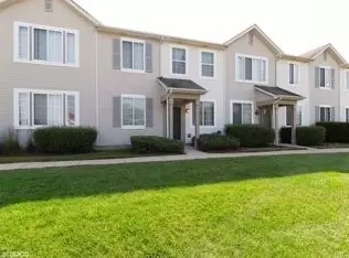 142 Azalea Cir, Romeoville, IL 60446