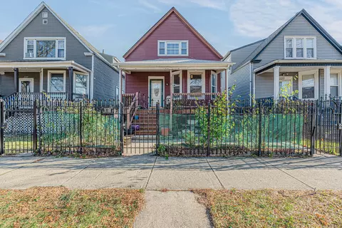 2219 N Kilbourn Ave, Chicago, IL 60639