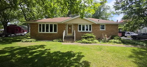 11741 S Central Park Ave, Merrionette Park, IL 60803