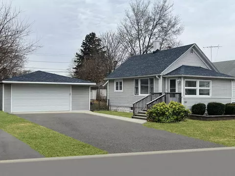 1817 Cora St, Crest Hill, IL 60403