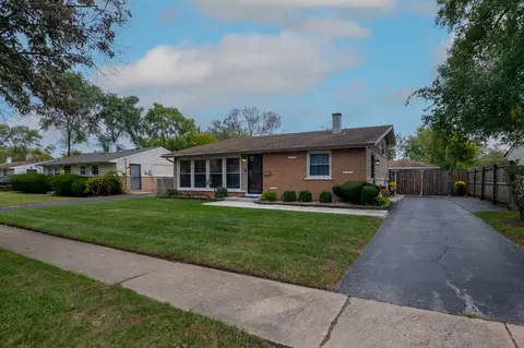 16557 Plymouth Dr, Markham, IL 60428